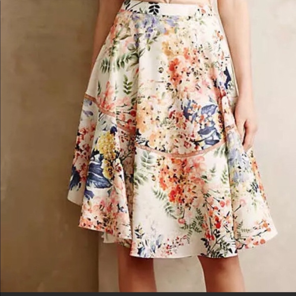 RannaGill flows skirt